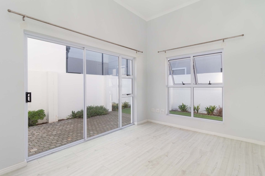 4 Bedroom Property for Sale in Sagewood Western Cape